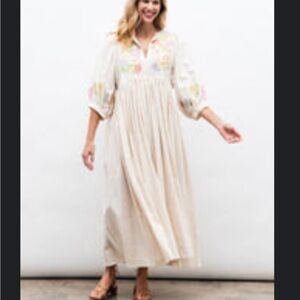 Mi Golondrina Violeta Ivory Pastel Arroyo Embroidery